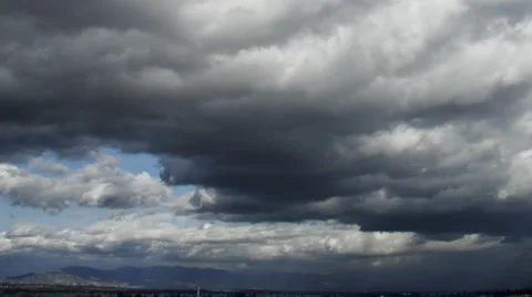 Warner Center Big sky clouds motion timelapse Stock-Footage 947669