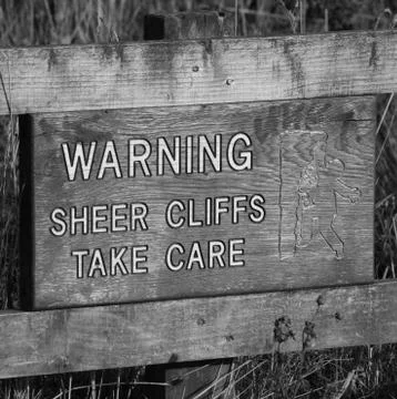 Warning Sign - Sheer Cliffs Foto stock