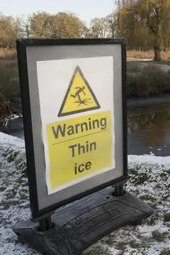 Warning sign of thin ice Stock-Fotos
