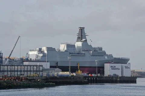 Warship frigate construction in progress at BAE Systems on the River Clyde Stock Photos