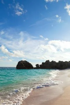 Warwick long bay beach and rock formations located on the island of bermuda n Stock Photos