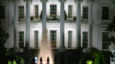 Wash DC, White House, night, zoom out Stock Footage