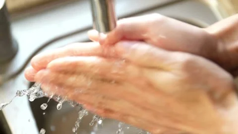 Wash hands after doing activities advice of the world health organization Vídeo Stock 336585111