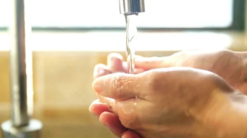 Wash hands after doing activities advice of the world health organization Vídeo Stock 336585120