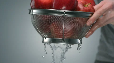 Washing apple, Slow Motion Video stock 31819361