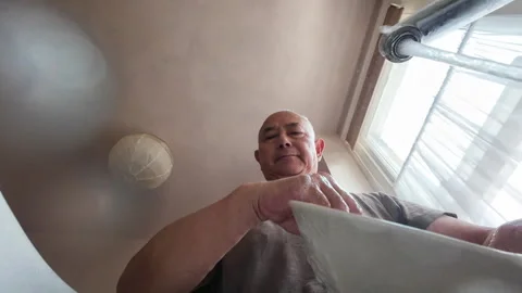 Washing dishes. 스톡 동영상 340514214