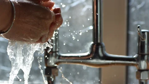 Washing up  Stock Footage 128570077