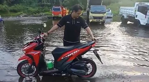 Washing Stock Footage 213949352