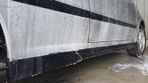 Washing a gray car Video stock 106083382
