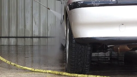 Washing a gray car Video stock 106083390