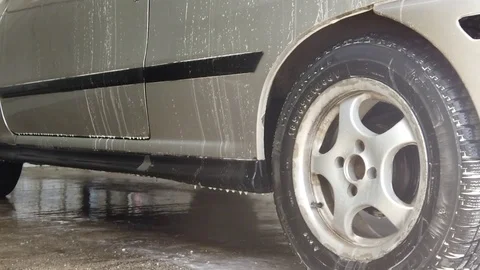 Washing a gray car Video stock 106083406