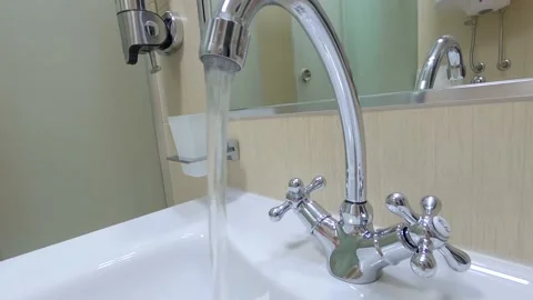 Washing hands in the bathroom Stock Footage 140241741