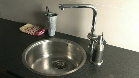 Washing hands Video stock 549080