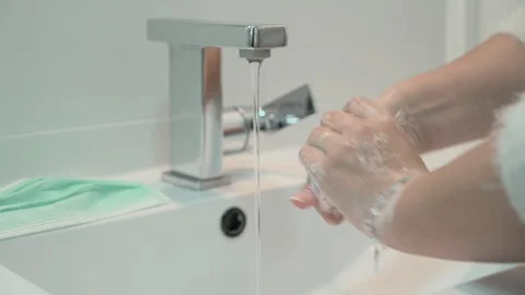 Washing hands Video stock 127926676