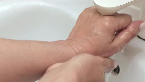 Washing hands with soap close up Vídeos de archivo 239699164