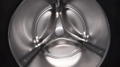 Washing machine drum inside view with camera move. Vidéo 129475082