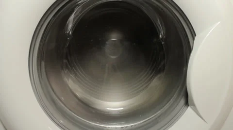Washing machine spinning 库存影片 33736967
