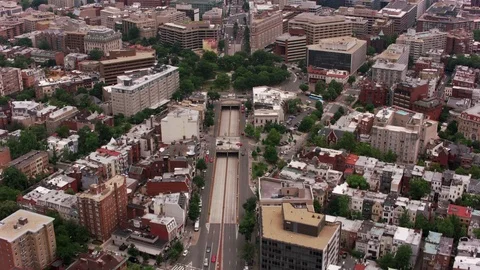 Washington, D.C. circa-2017, Flying up Connecticut Ave. over Dupont Circle to Vídeo Stock 84391910