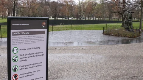 Washington DC landmarks empty during coronavirus outbreak, Vietnam Memorial Video stock 127304575