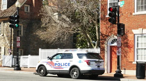 WASHINGTON, DC - MAR. 8 2016 DC Police SUV in Georgetown, 4K 스톡 동영상 61446716