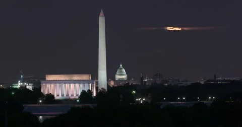 Washington DC at Night Timelapse with Super Moon Vidéo 66476343