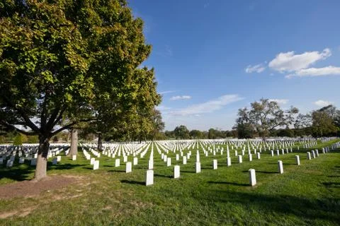 Washington dc - oct 12: rows and columns of us soldier's tombstones at arling Stock Photos