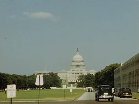 Washington DC traffic, 1950s 動画素材 293811459