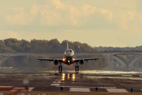 Washington DC, USA 10/02/2020:  An airbus A 321 Airplane is taking off from t Stock Photos