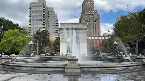 Washington Square Slo Mo 스톡 동영상 205960089