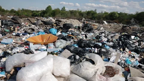 Waste problem, Garbage overload, Overwhelming landscape 库存影片 341698694