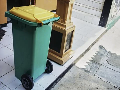 The wastebasket Stock Photos