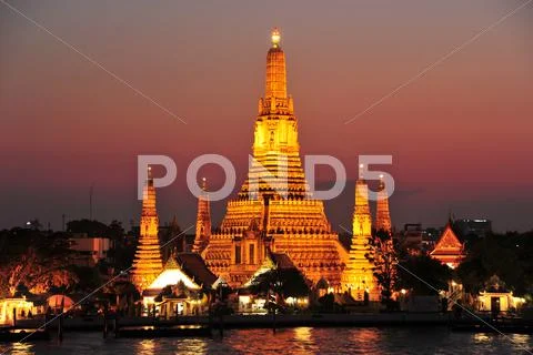 Wat Arun Temple in Bangkok, Thailand Stock Photos