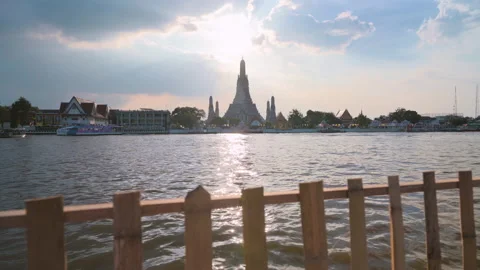Wat Arun Temple at sunset Stock Footage 144556772