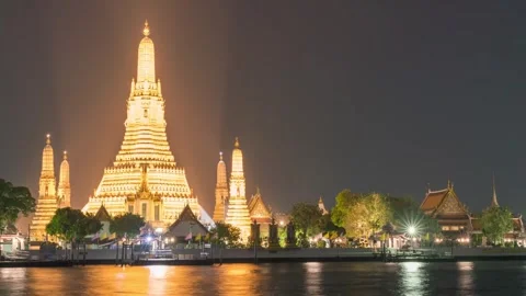Wat Arun Temple Sunset to Night Timelapse Stock Footage 338381124