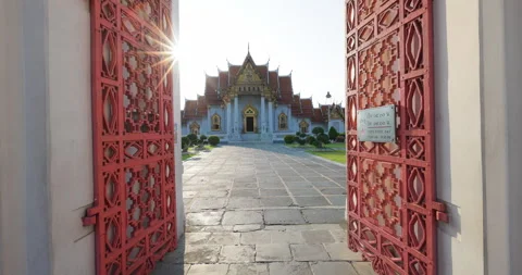 Wat Benchamabophit sunset light it is a Buddhist temple Bangkok Thailand Stock Footage 333438001