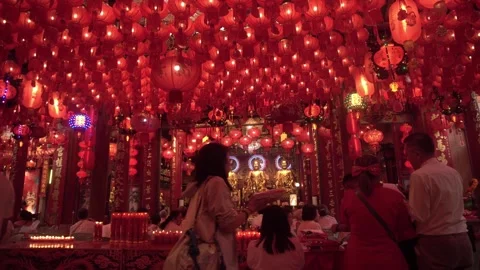 Wat Leng Nei Yi, located in Bangkok's Chinatown Vídeos de archivo 297177494