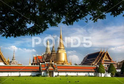 Wat Phra Kaew in Bangkok Stock Photos