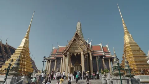 Wat Phra Kaew, the most important Buddhist temple in Bangkok Stock Footage 297890610