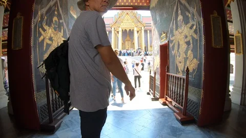 Wat Phrae Kaew/ Temple of Emerald Buddha/Grand Palace Stock-Footage 105503977