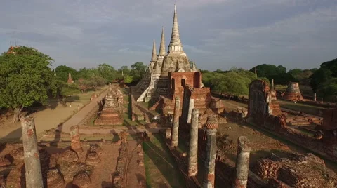 Wat Ratchaburana is a Buddhist temple in the Ayutthaya Historical Park Stock Footage