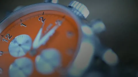 Watch 1 Video stock 21022749