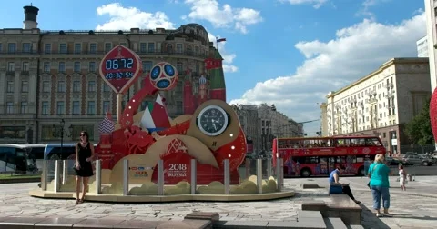 Watch countdown to world Cup, Moscow, Center Video stock 66193009