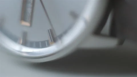 Watch macro slow-motion and pan Stockbeeldmateriaal 138278543