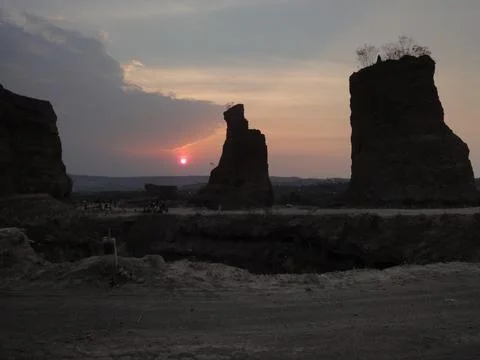 Watching the sunset over the ex-mining land. the place has the name Brown Canyon Stock Photos