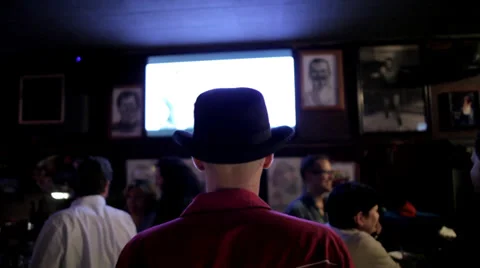Watching TV in a bar Video stock 36712443
