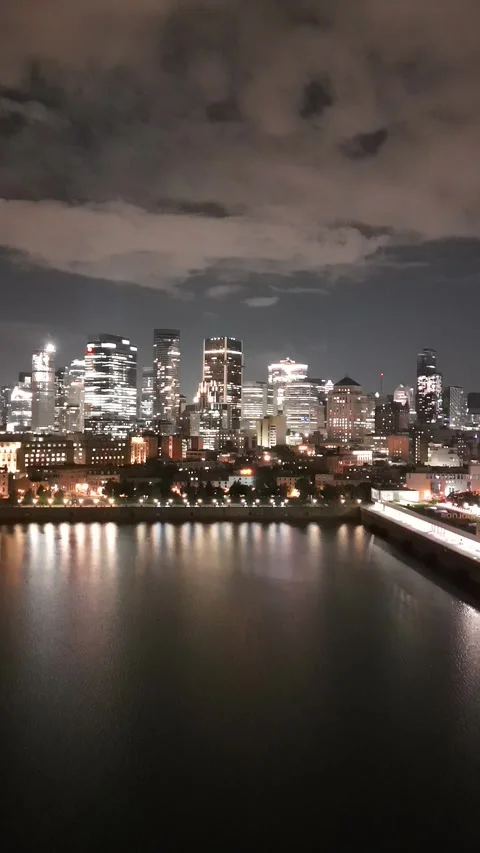 Water and downtown Stock Footage 280208096