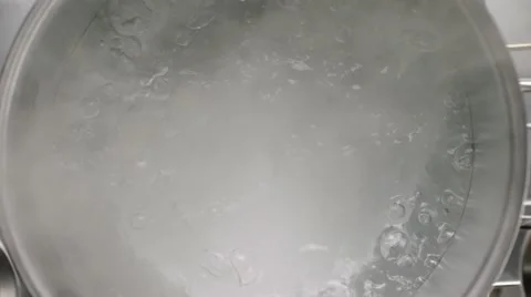 https://images.pond5.com/water-boiling-footage-061830038_iconl.jpeg