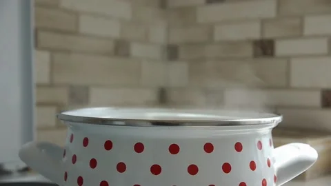 Water Boiling In The Pot Video stock 92924150