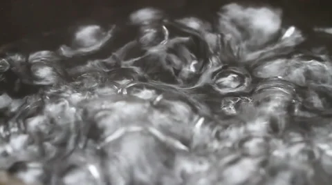 Water boiling in pot slow motion Video stock 51388862
