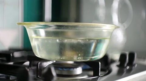 Water boiling in a saucepan 스톡 동영상 8553128